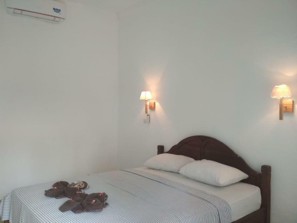 Almaida II Gili Trawangan Bed & Breakfast Bagian luar foto