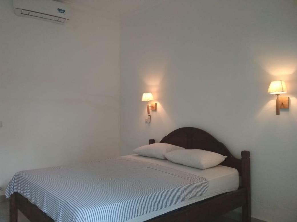 Almaida II Gili Trawangan Bed & Breakfast Bagian luar foto