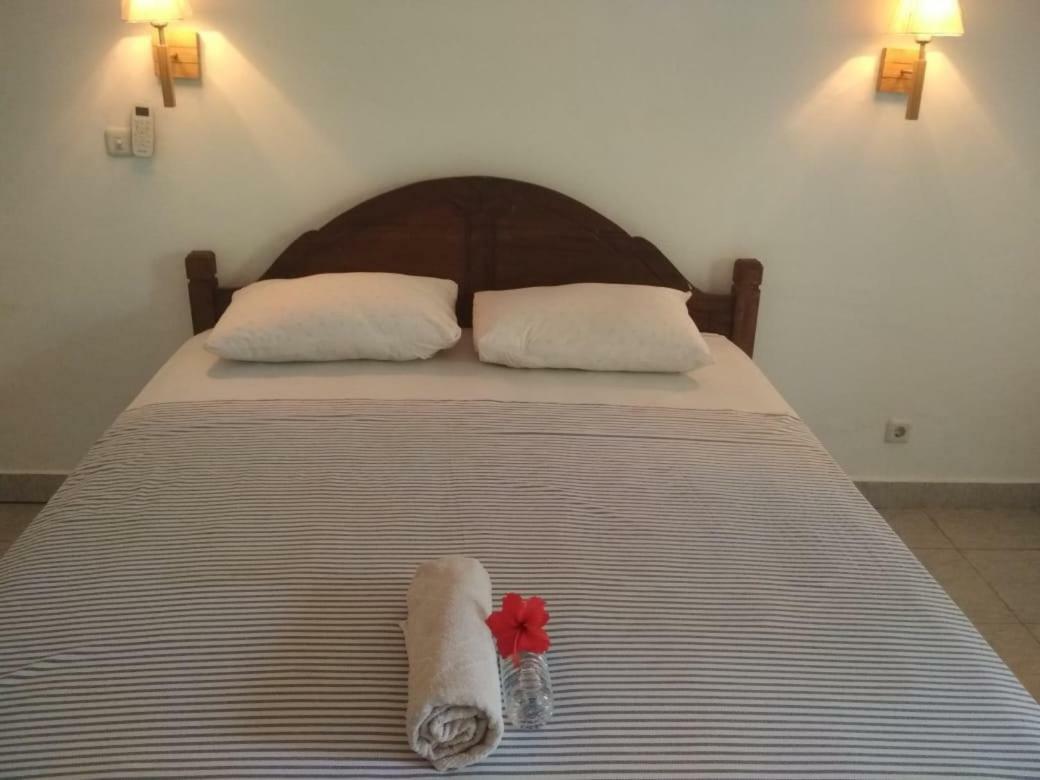 Almaida II Gili Trawangan Bed & Breakfast Bagian luar foto