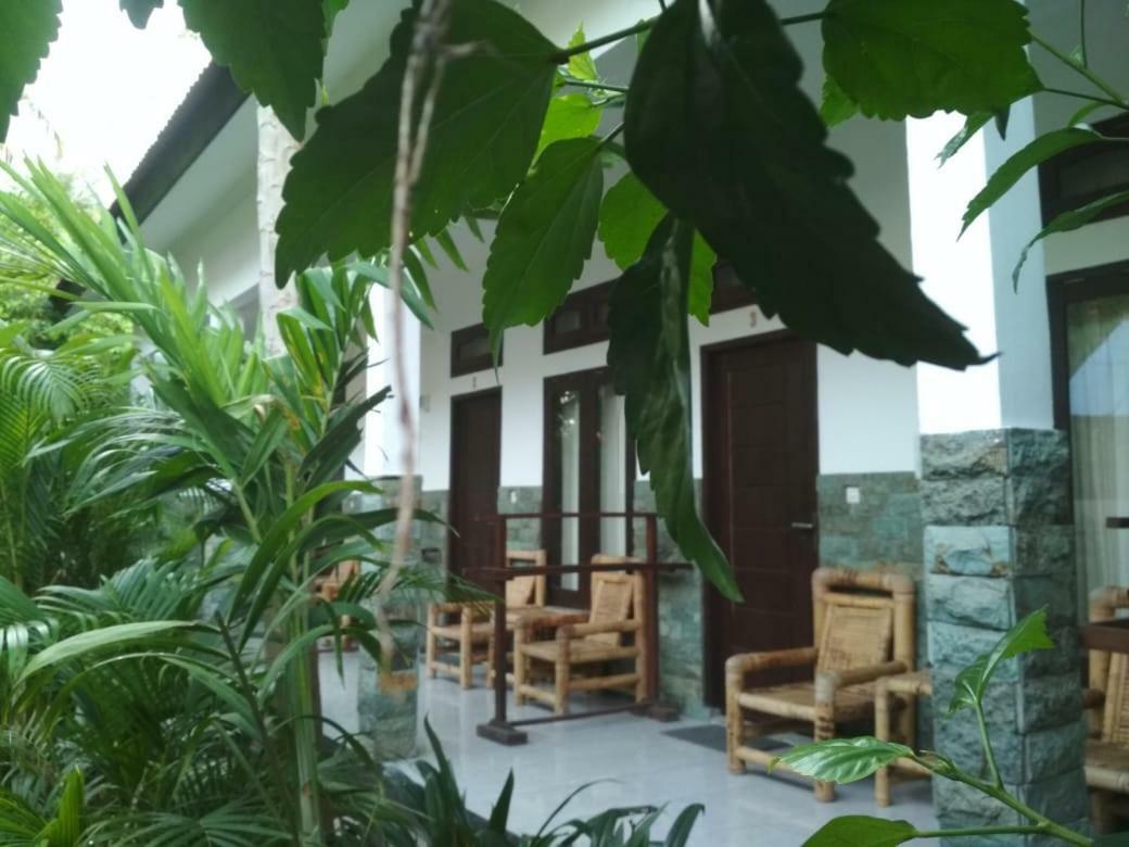 Almaida II Gili Trawangan Bed & Breakfast Bagian luar foto
